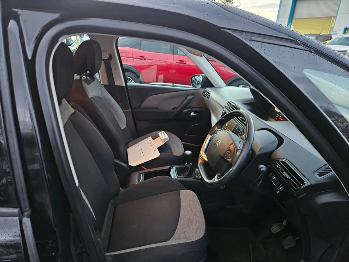 Citroen C4 Picasso Touch Edition Bluehdi 120 4DR - Image 4