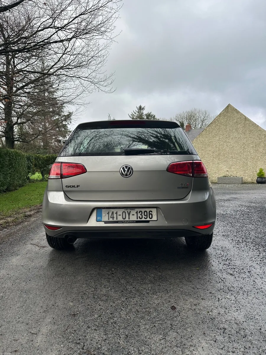 Volkswagen Golf - Image 4