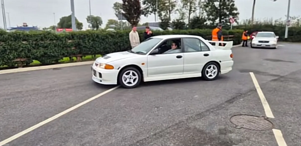 Mitsubishi evolution 3 rs - Image 1