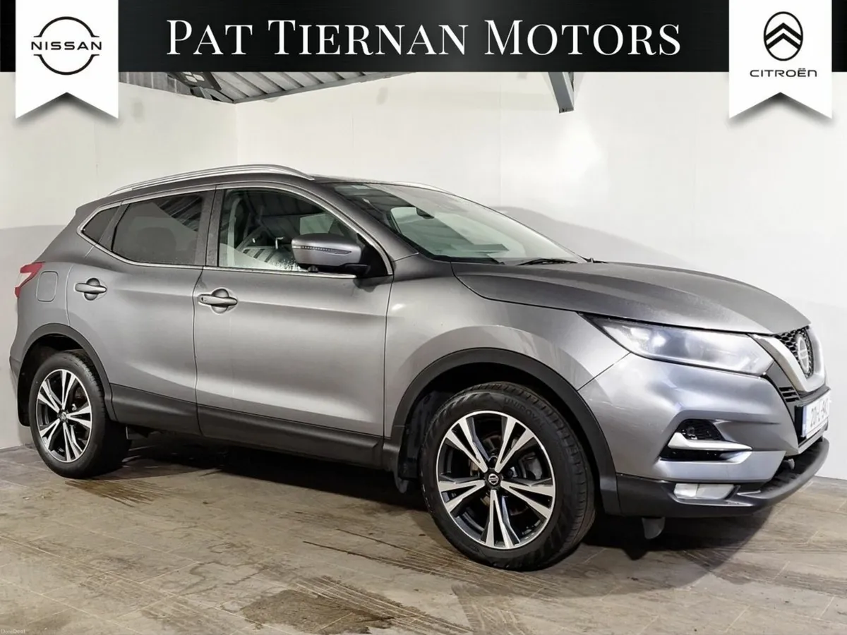 Nissan Qashqai 1.3 PET SV Premium - Image 1