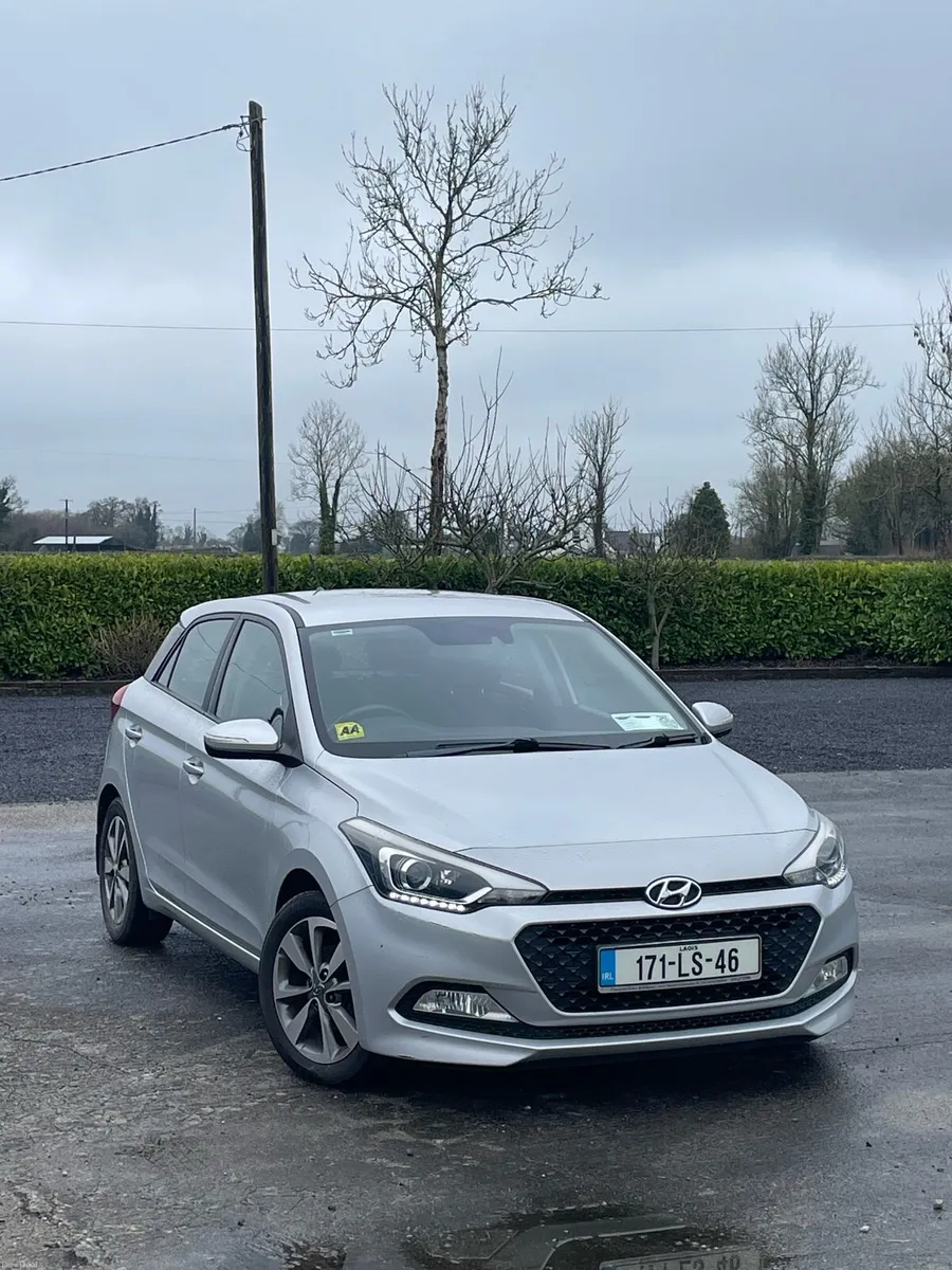 Hyundai i20 1.2 Deluxe - Image 1