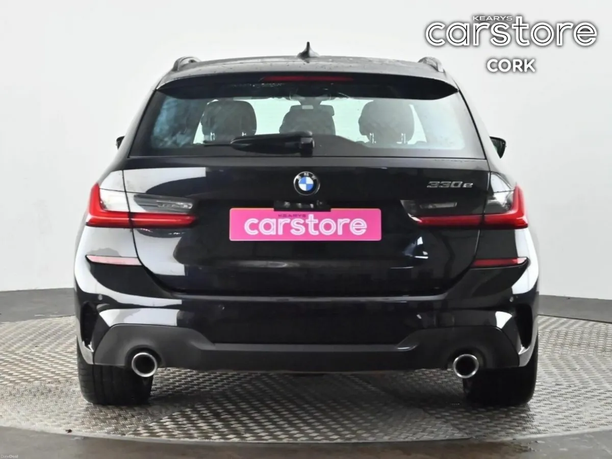 BMW 3-Series 330 E M Sport Auto  330 e M Sport  33 - Image 4