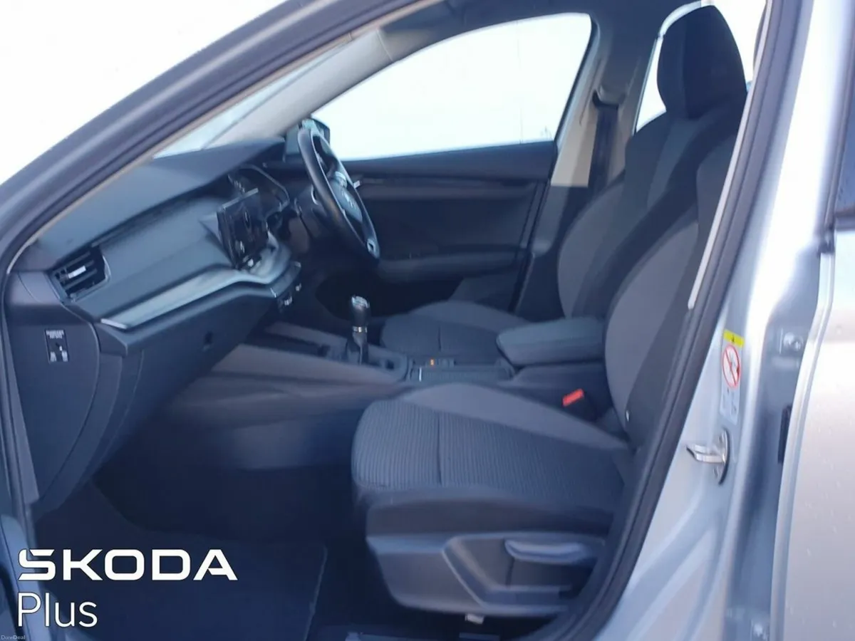 Skoda Octavia OCTAVIA AMB 1.0TSI 110HP "Call Evan - Image 4