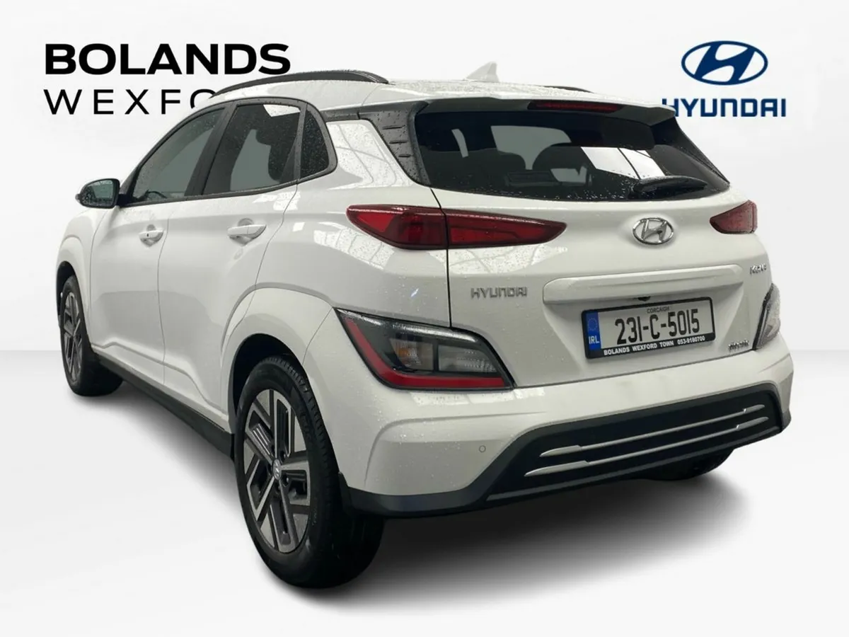 Hyundai KONA Kona EV Executive 39 kWh - Image 4
