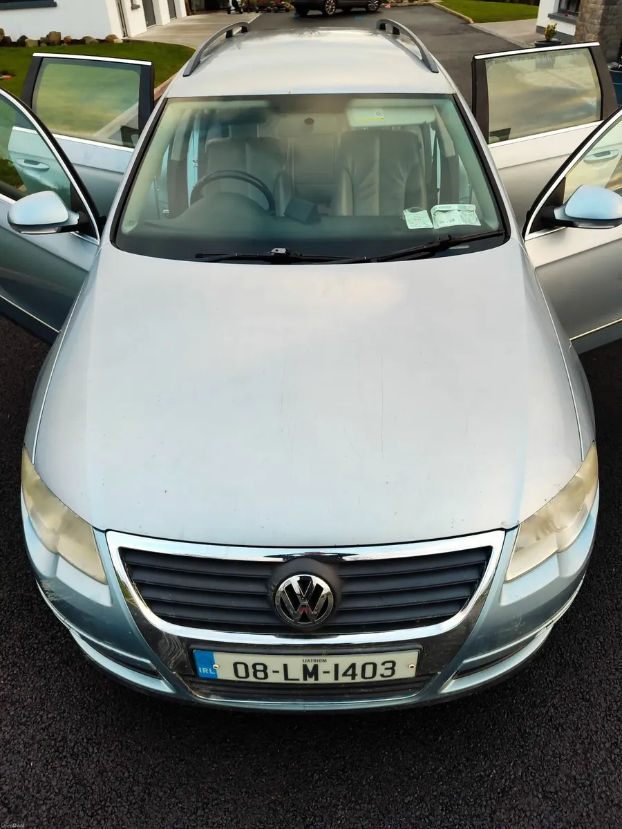 Volkswagen Passat 2008 - Image 1