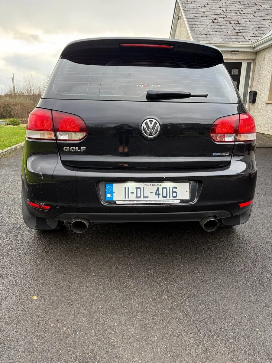 Black Volkswagen Golf - Image 2