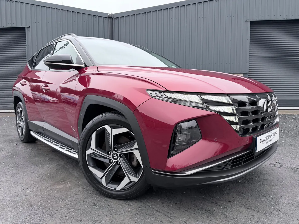 Hyundai Tucson 221’ Executive Plus 1.6 HEV AUTO - Image 1