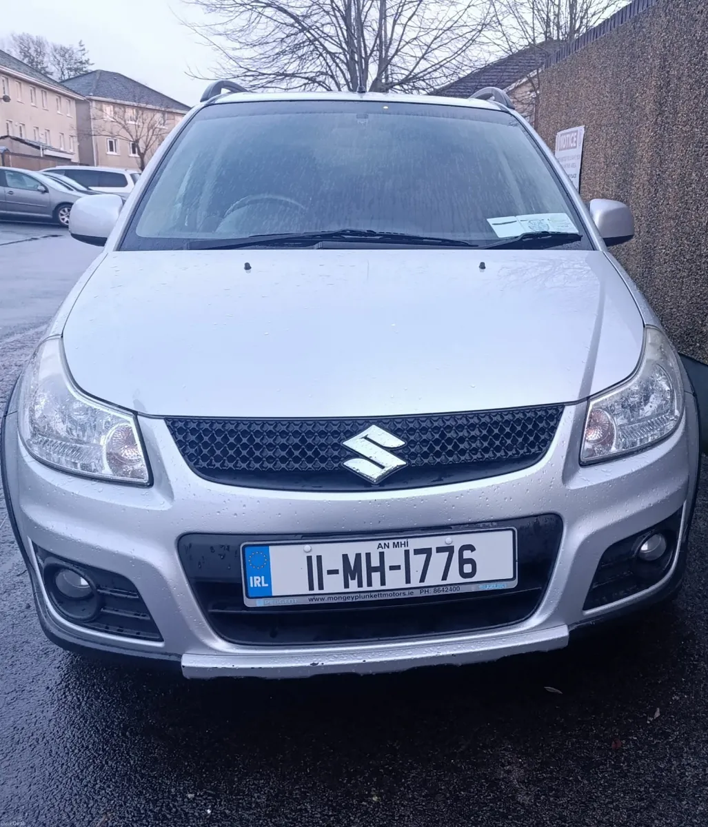 Suzuki SX4 2011 - Image 2