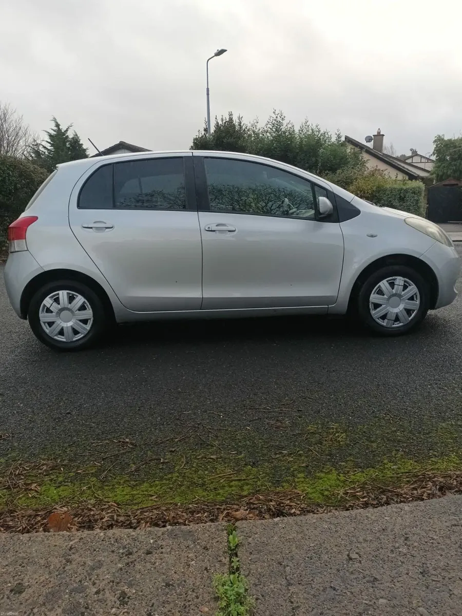Toyota Yaris - Image 2