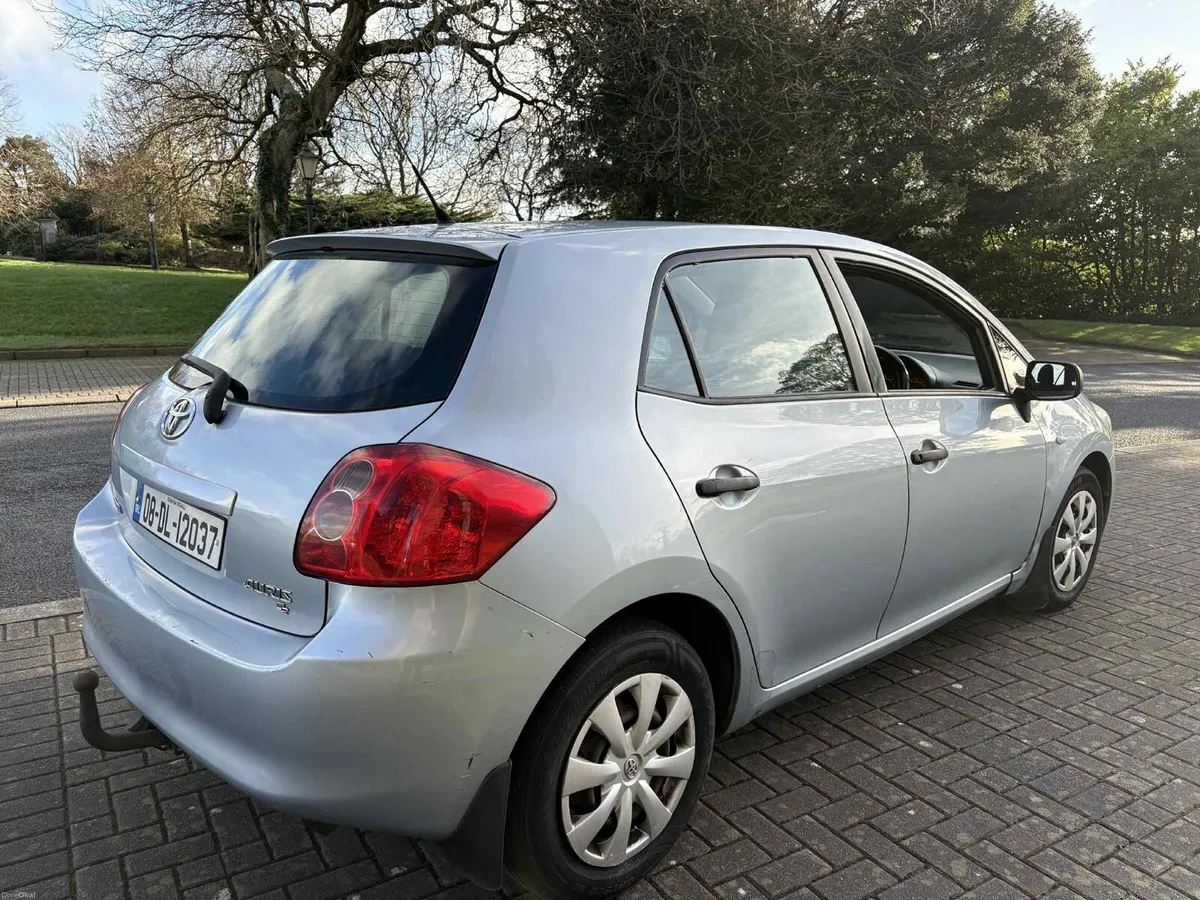 2008 Toyota auris 1.4diesel  manual - Image 1