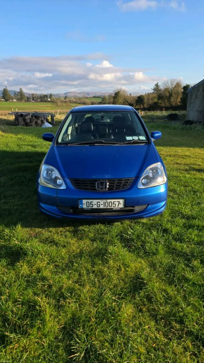 2005 Honda Civic - Image 2
