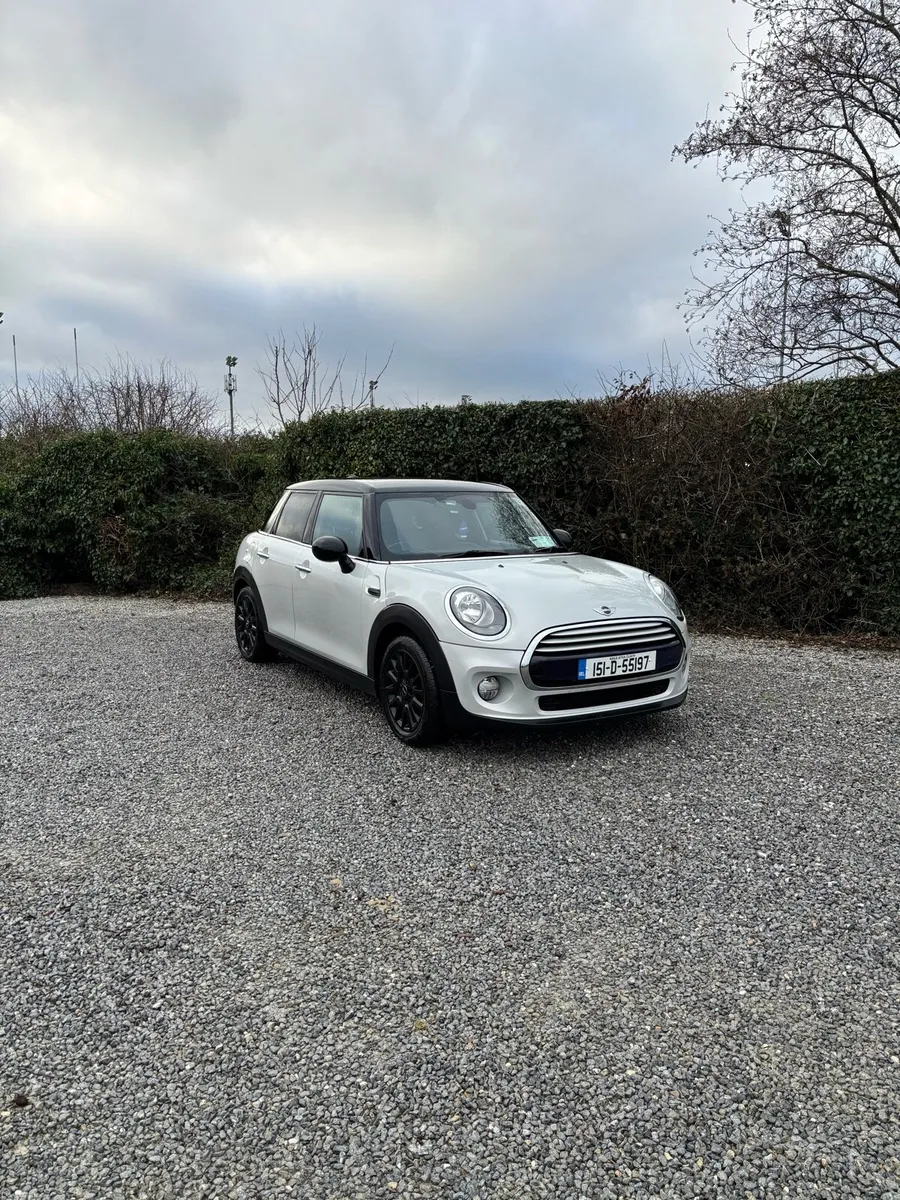 151 Mini Cooper - Image 1