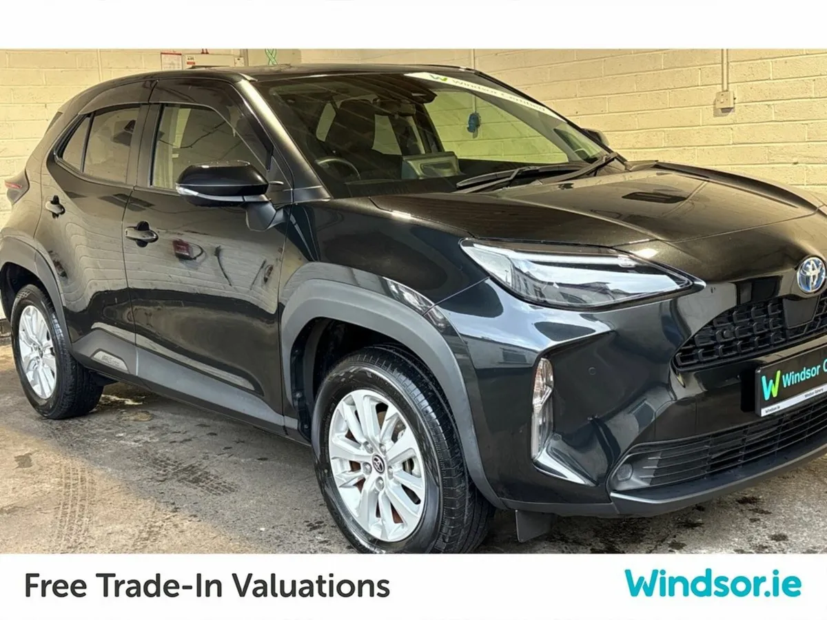 Toyota Yaris Cross HYBRID - Image 3