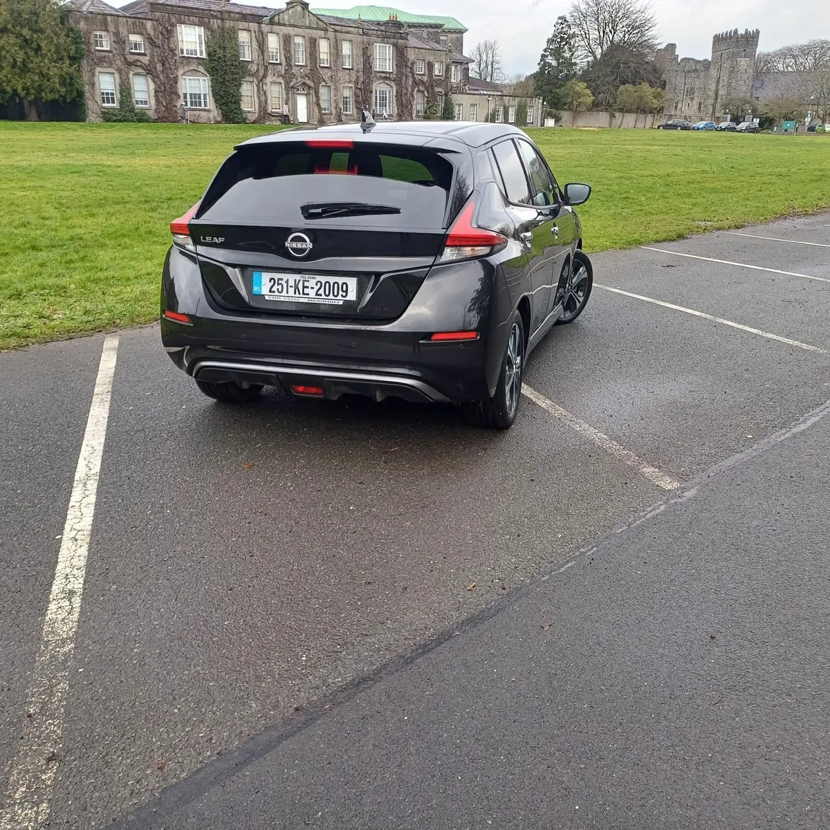 Nissan Leaf 2025 40 KVA auto - Image 4