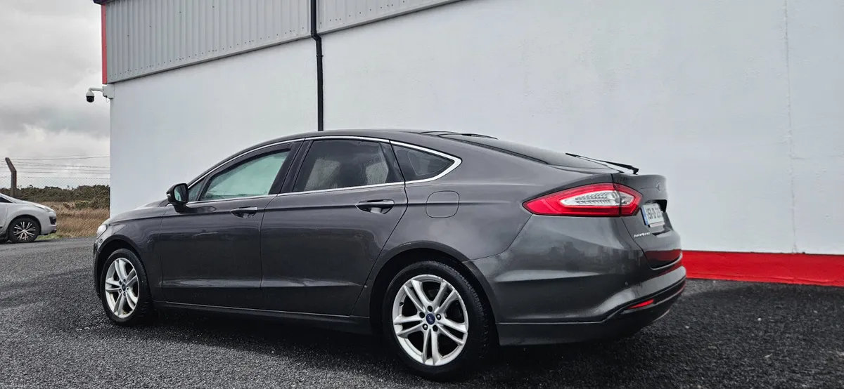 Ford Mondeo 2.0cc Zetec - Image 3