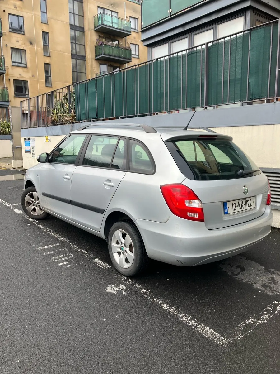 Skoda Fabia petrol - Image 3