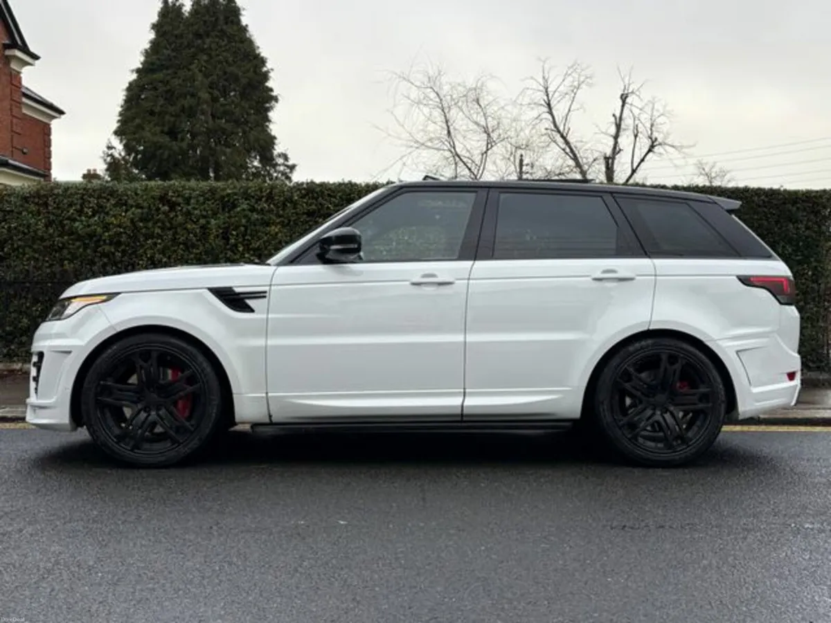 Land Rover Range Rover Sport HSE DYNAMIC - MASSIVE - Image 4
