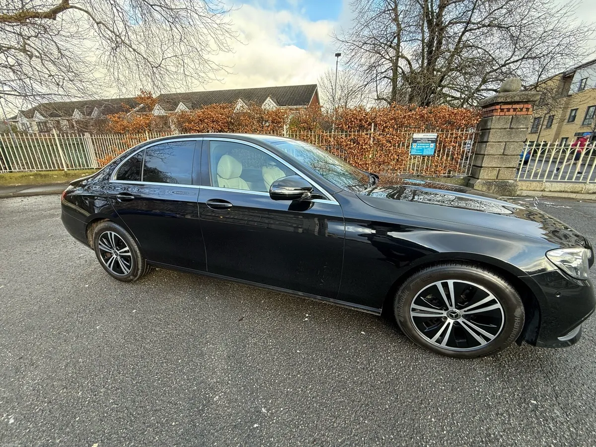 Mercedes-Benz E-Class 2021 - Image 1