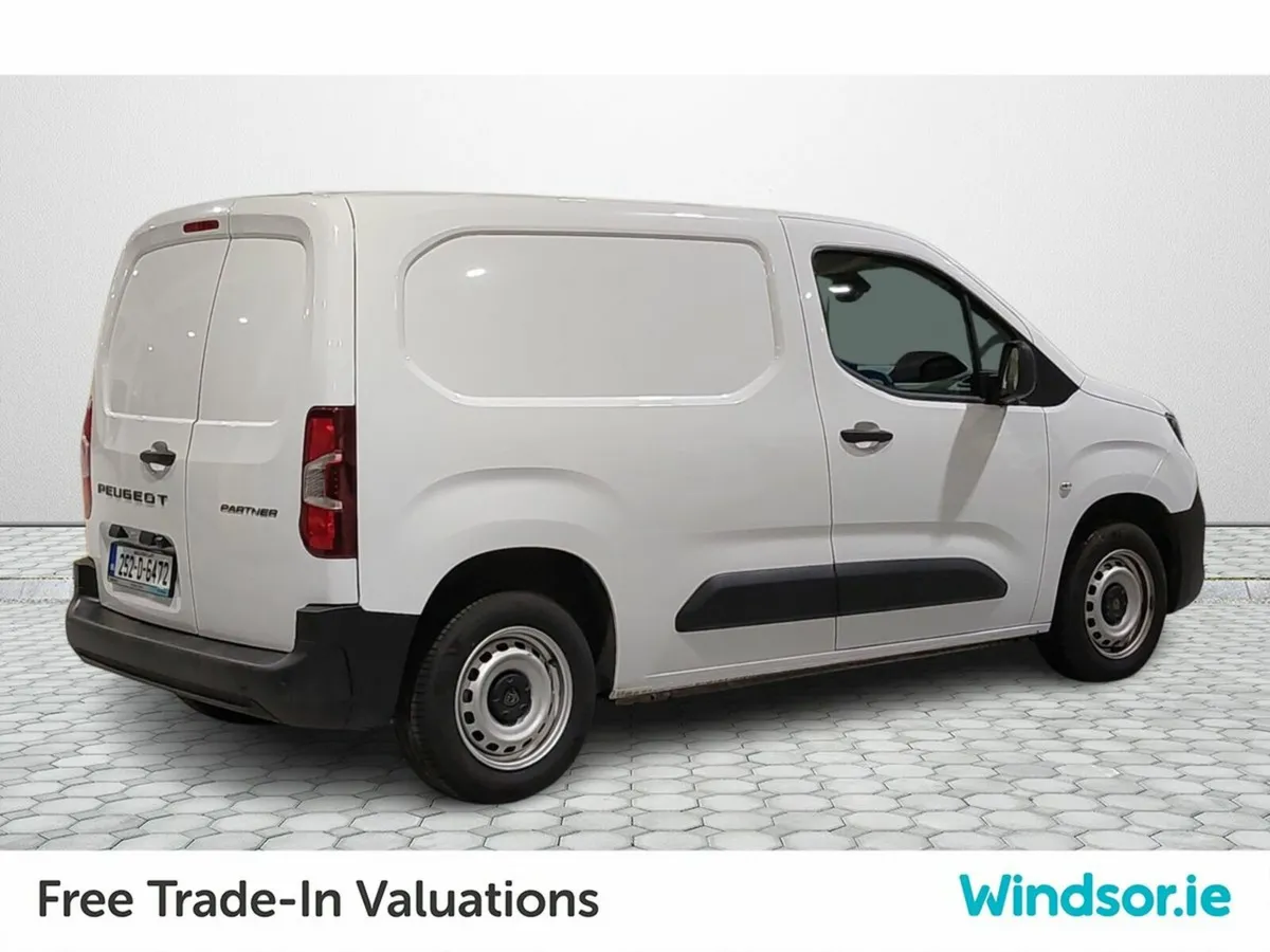 Peugeot Partner PARTNER PRO PLUS1.5 HDI 100 65 PLU - Image 2
