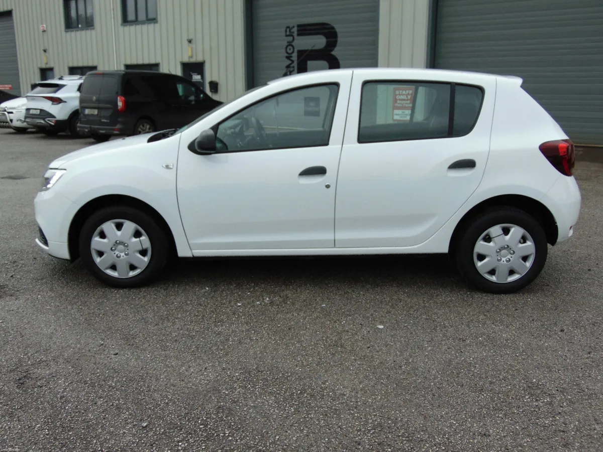 2017 DACIA SANDERO ALTERNATIVE SCE 75 PH2 4DR - Image 2