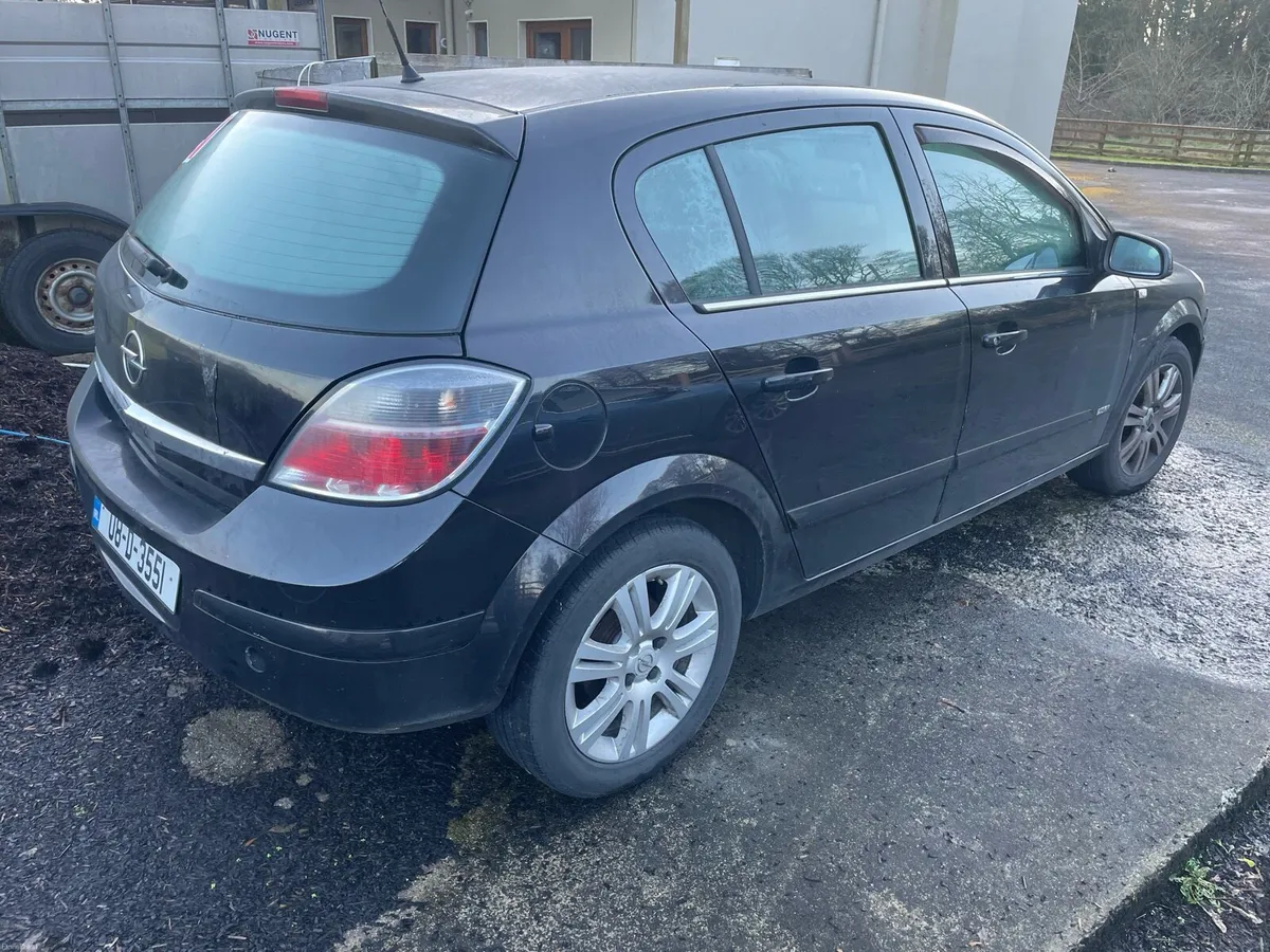 Opel Astra for scrappage - Image 2