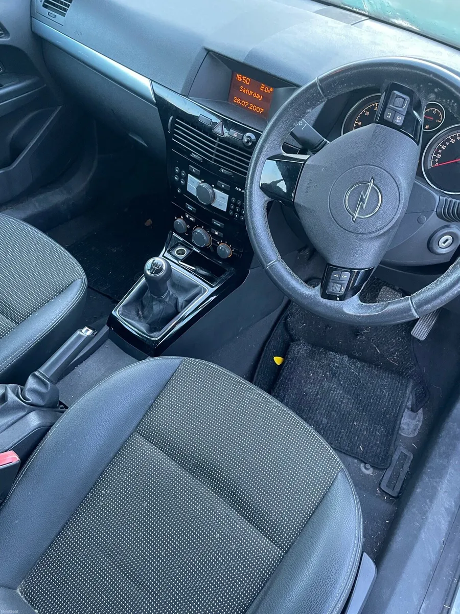 Opel Astra for scrappage - Image 3