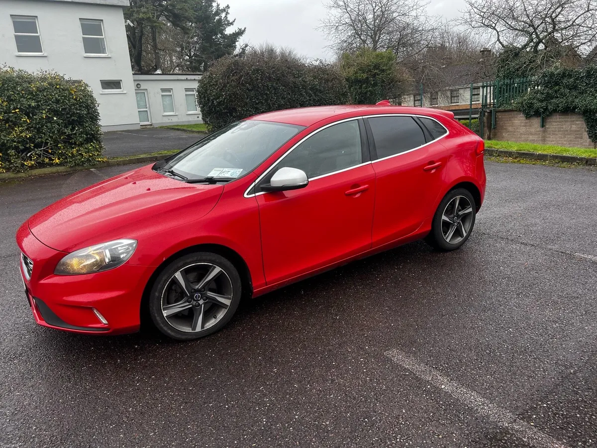 Volvo v40 161 - Image 2