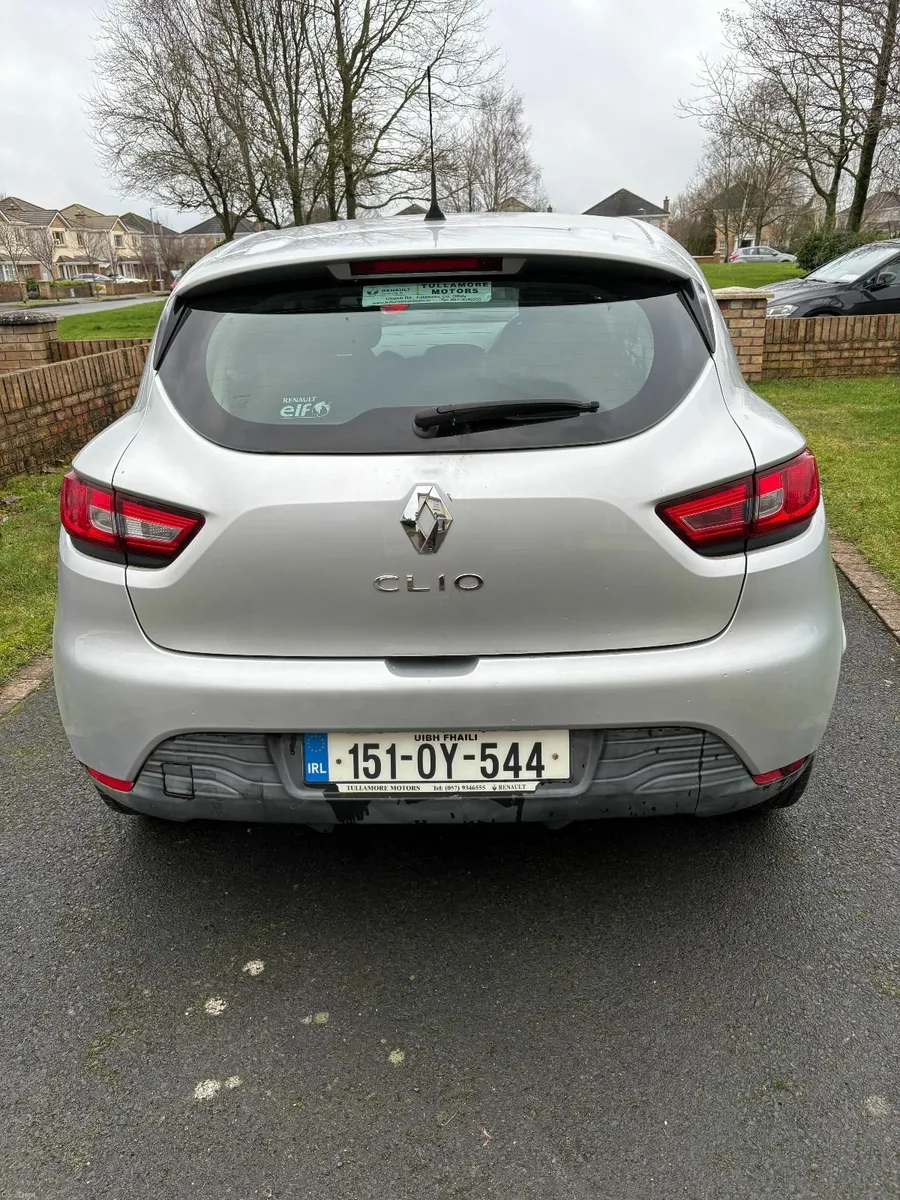 Renault Clio 2015 - Image 2