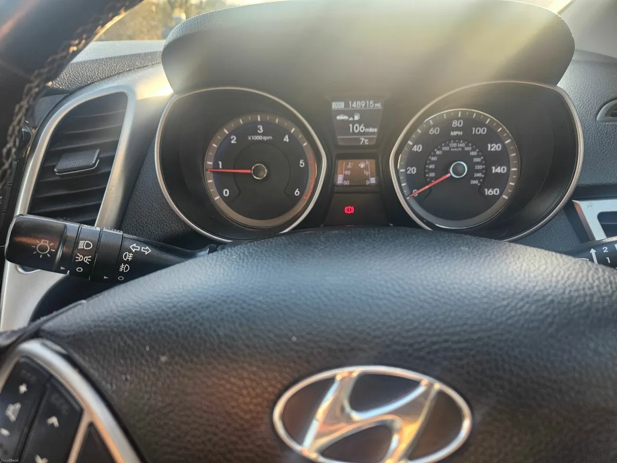 *NEW NCT* Hyundai i30 Deluxe Model - Image 3