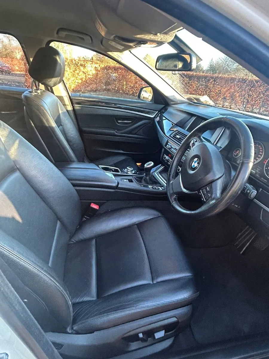 BMW 5-Series 2013 - Image 4