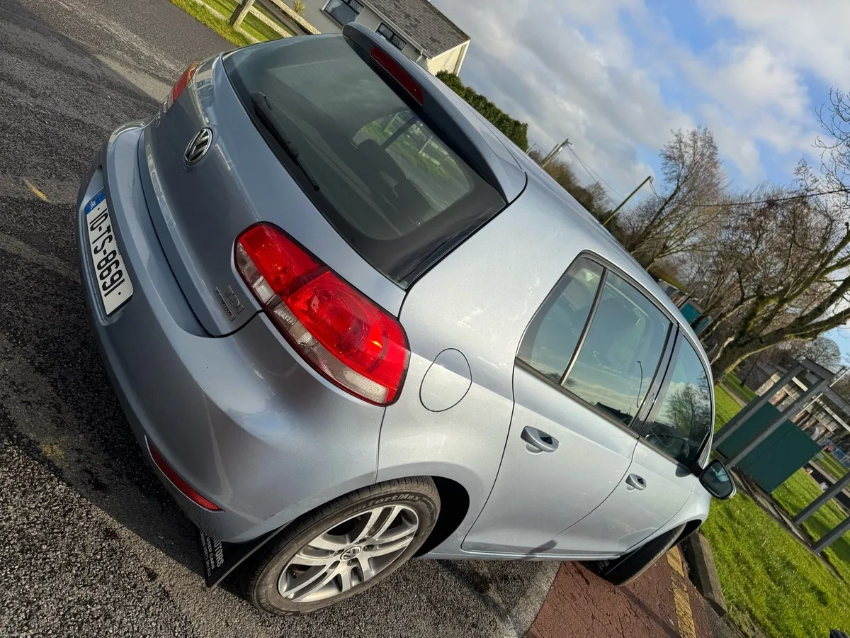 VW golf 1.6 tdi bluemotion - Image 2