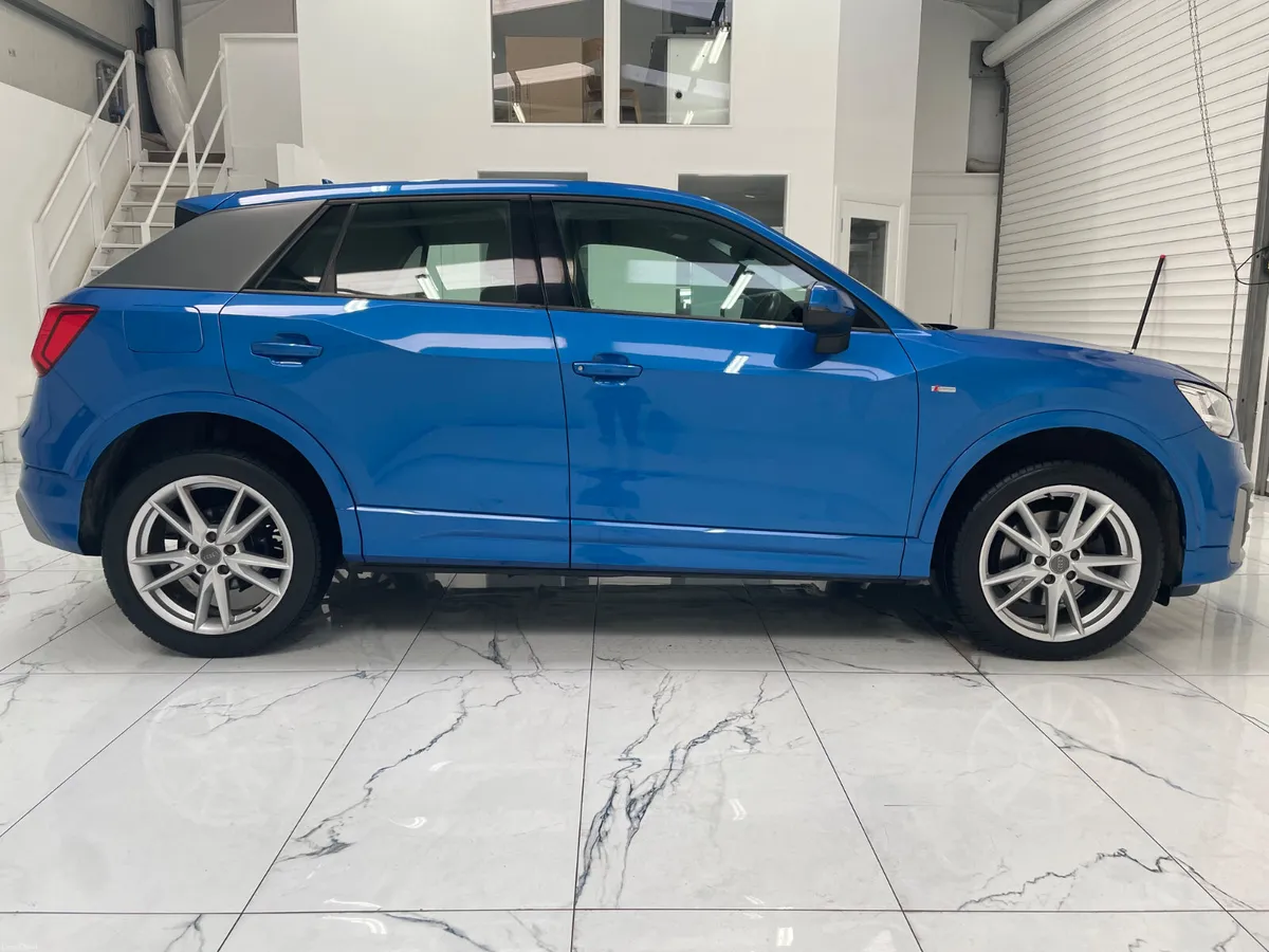 Audi Q2 2017 - Image 2