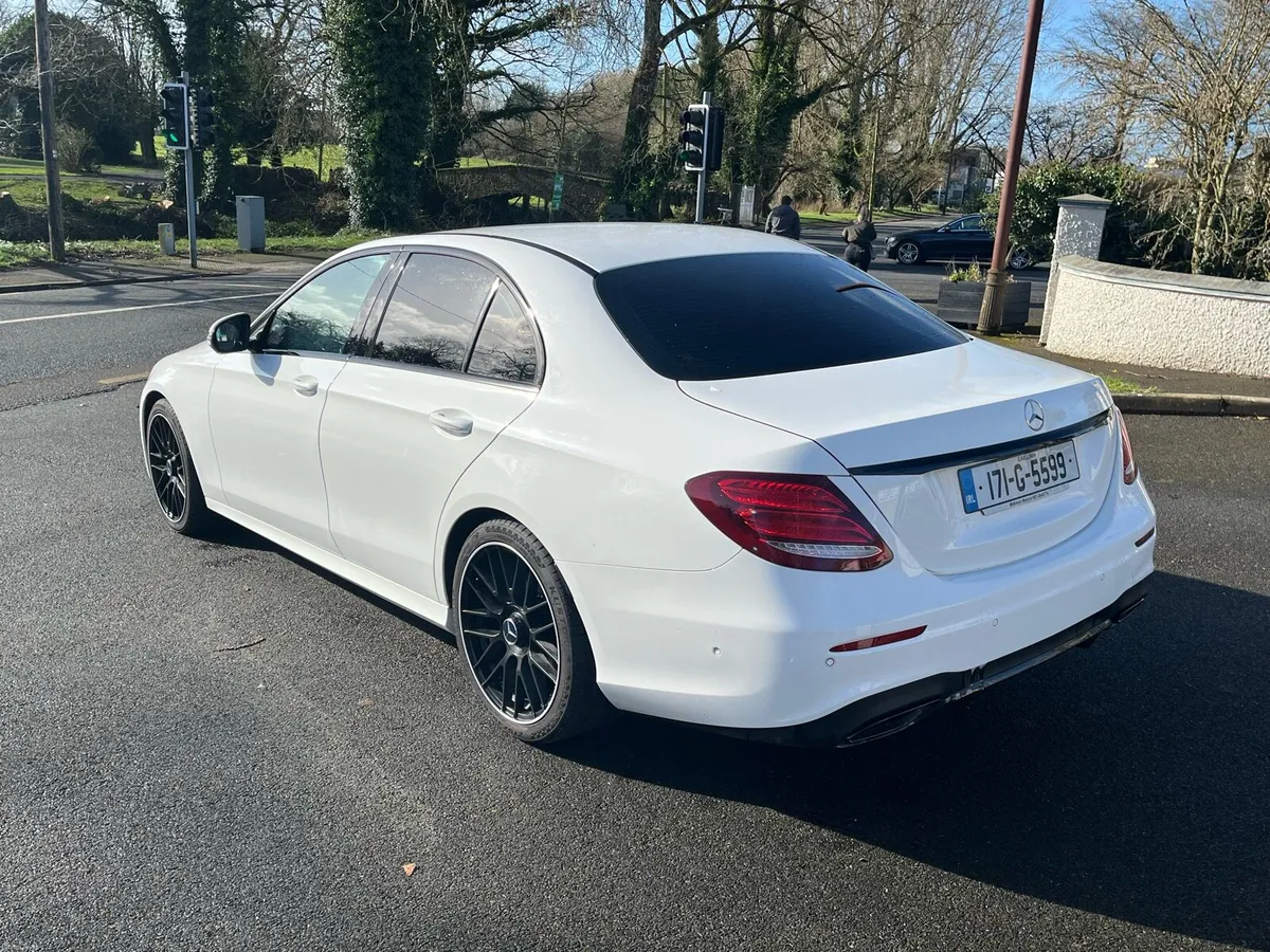 Mercedes E 220 D AMG Line 2017 - Image 4