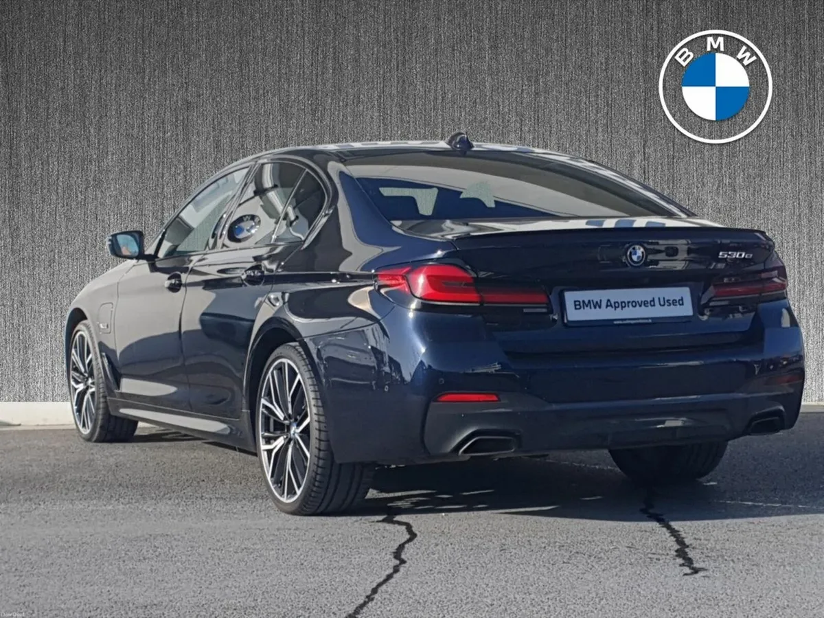BMW 5-Series 530e M Sport - Image 2