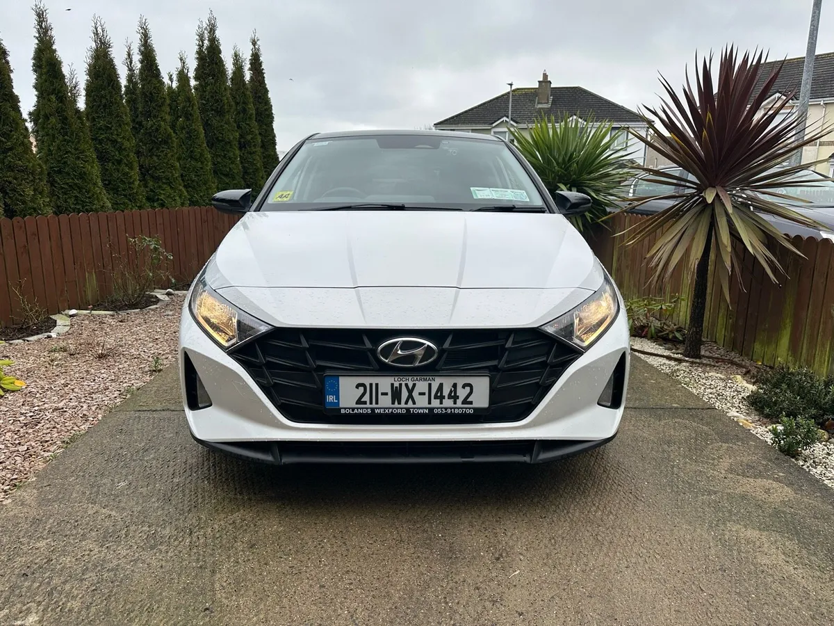 Hyundai i20 - Image 2
