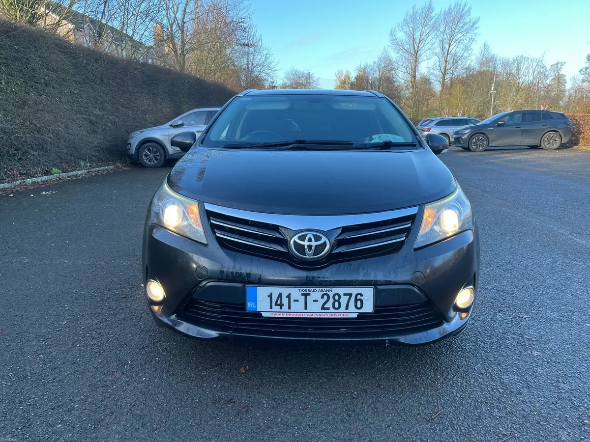 2014 Toyota avensis 2.0 diesel - Image 4