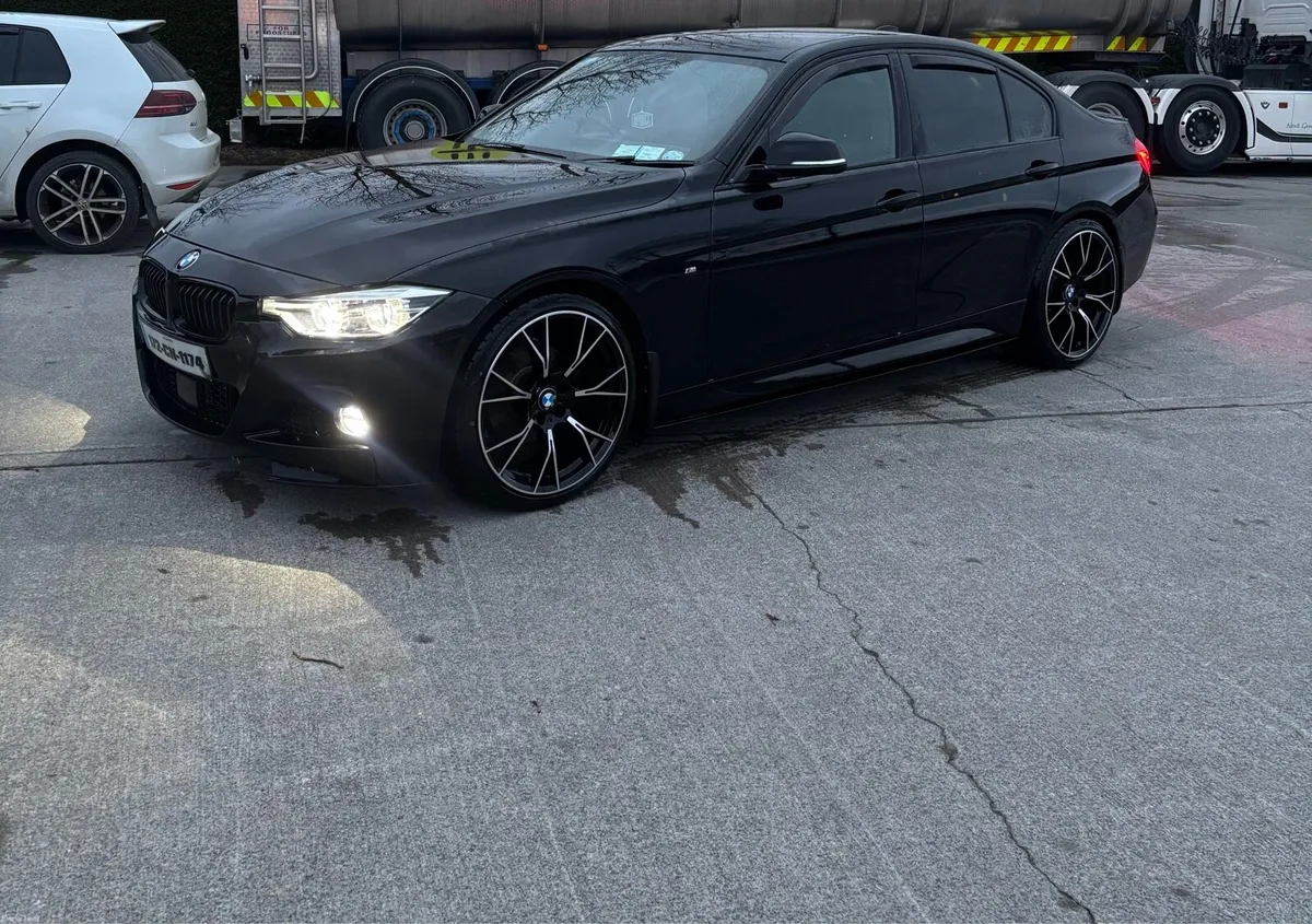 BMW 320 82K/KM test 04/27 - Image 2