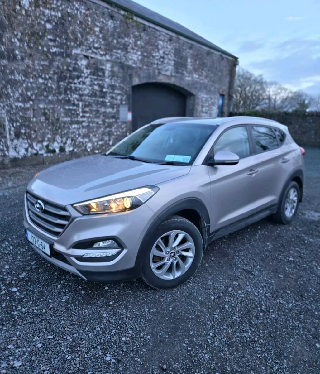 Hyundai Tucson Executive 1.7 5DR - Image 1