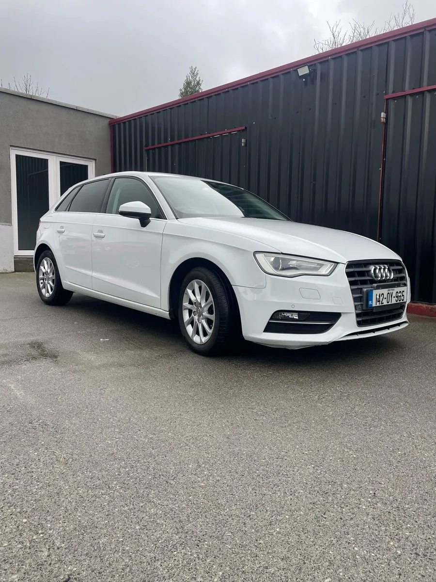 2014 AUDI A3 - Image 3