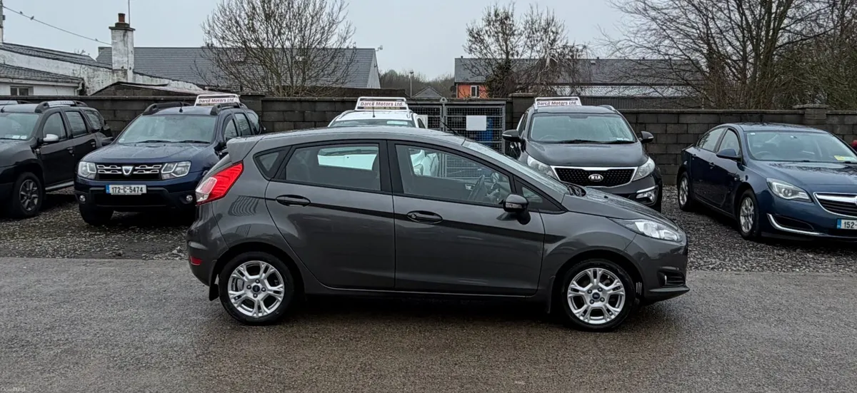 17 Ford Fiesta 1.2petrol - Image 4