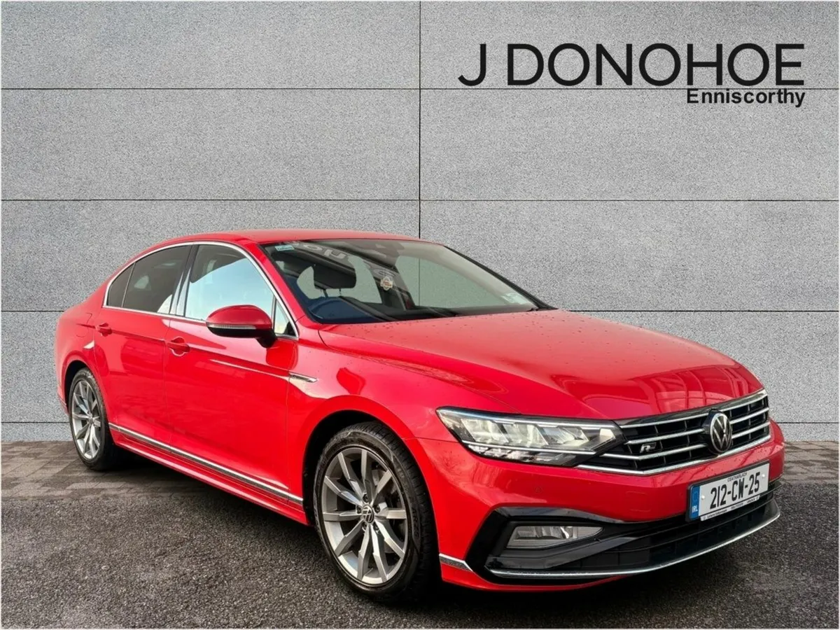 Volkswagen Passat 2.0 TDI 150HP R-Line - Image 1