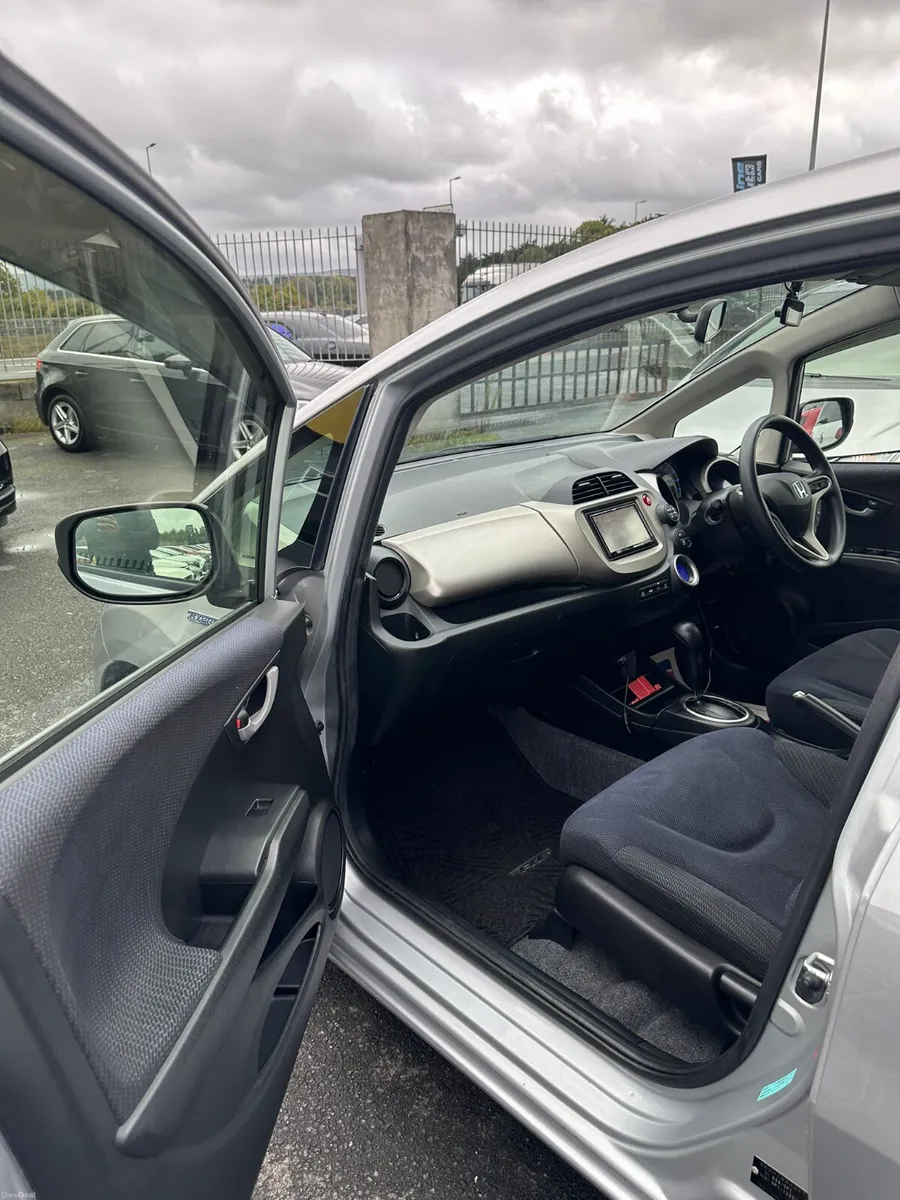 Honda Fit - Image 2
