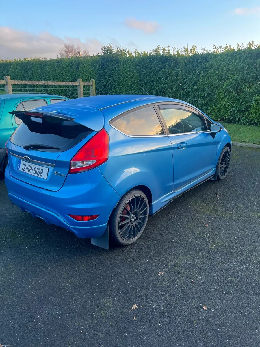 2012 fiesta - Image 4