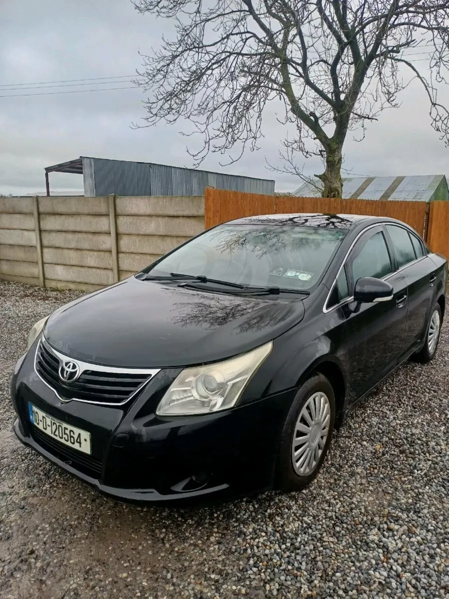 TOYOTA AVENSIS 2010 - Image 1