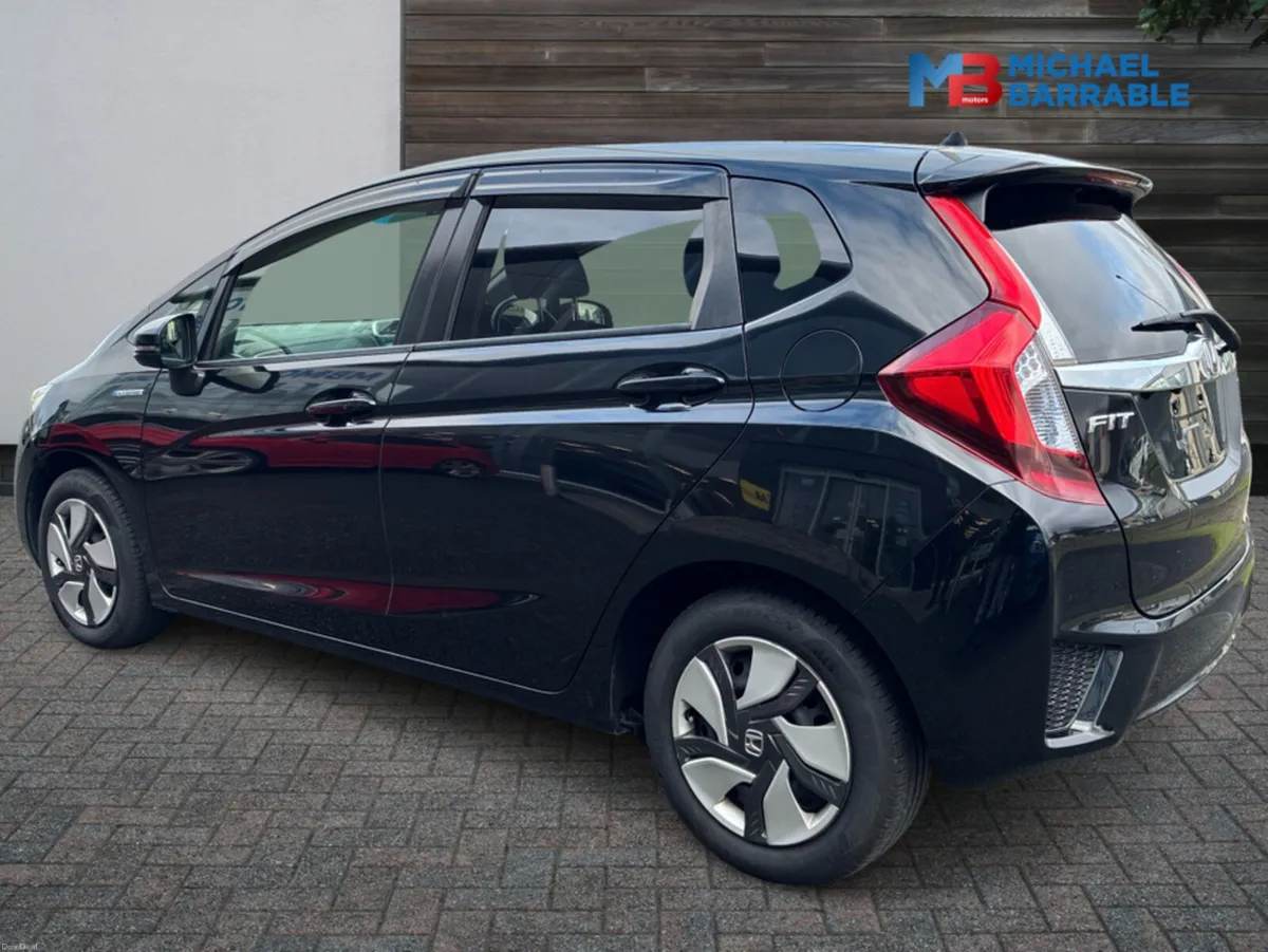 Honda Fit 1.5L Petrol Hybrid Automatic - Image 4
