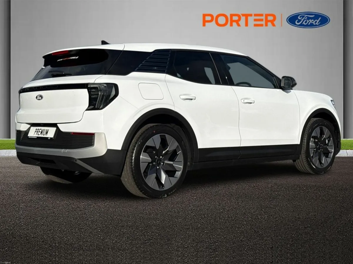 Ford Explorer *AVAILBLE NOW* PREMIUM 600KLMS RANGE - Image 3
