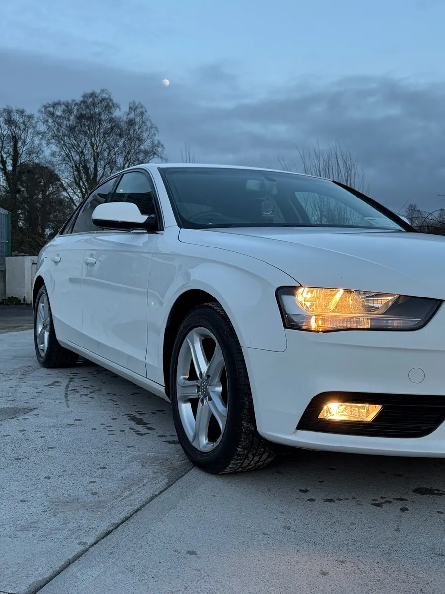 Audi A4 - Image 2