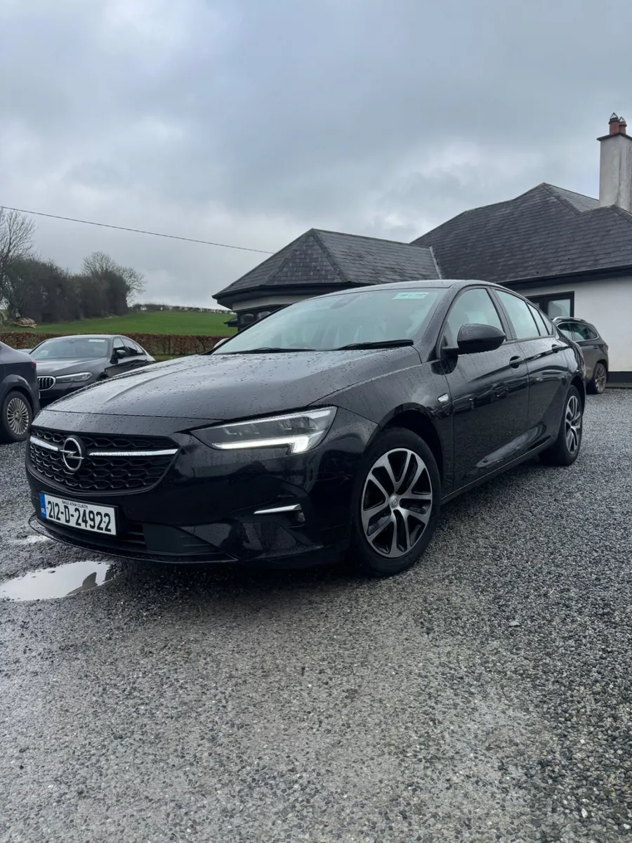 Opel Insignia 2021 diesel - Image 4
