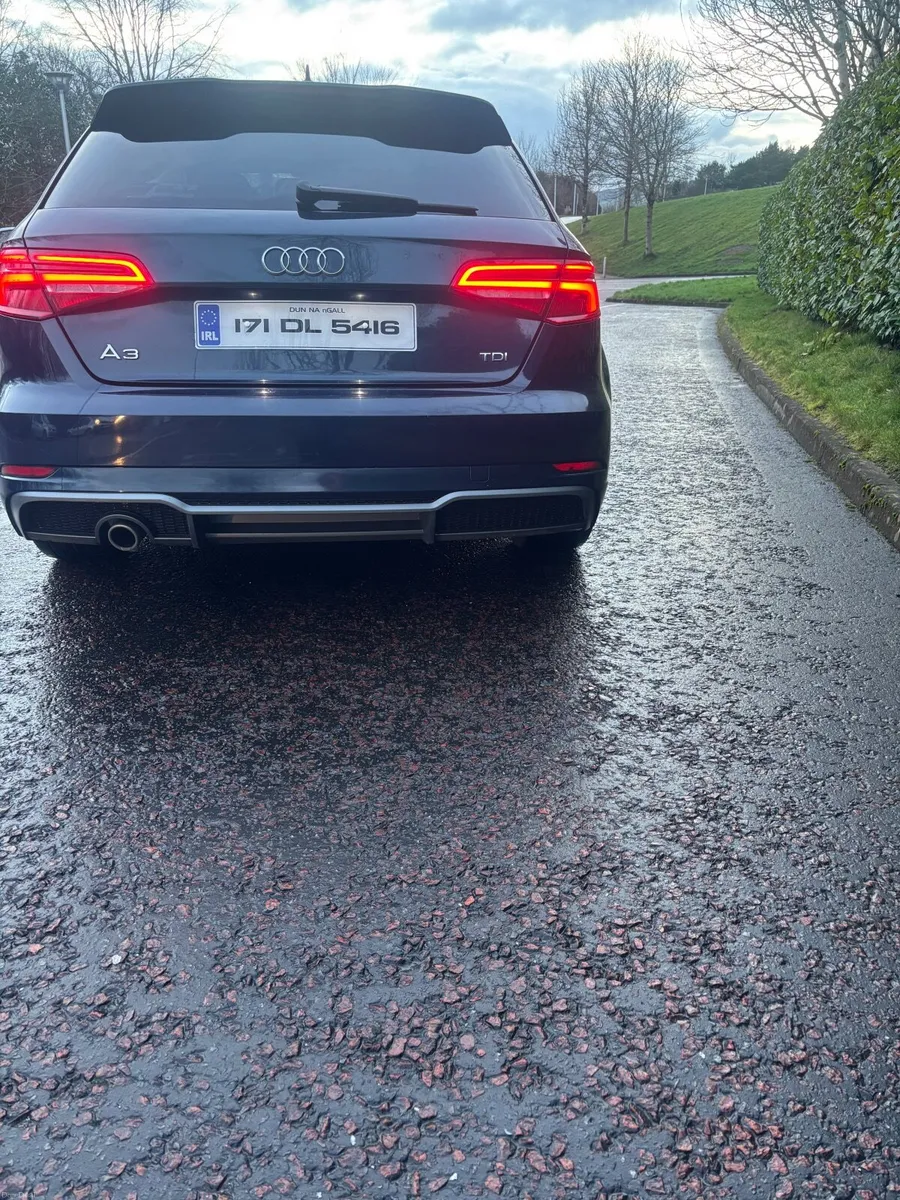 Audi A3 2017 - Image 2