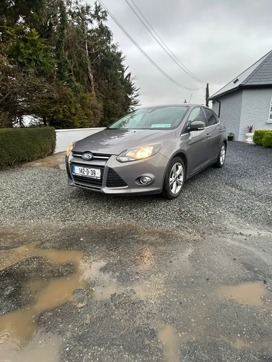 2014 Ford Focus 1.6dsl Zetec - Image 1